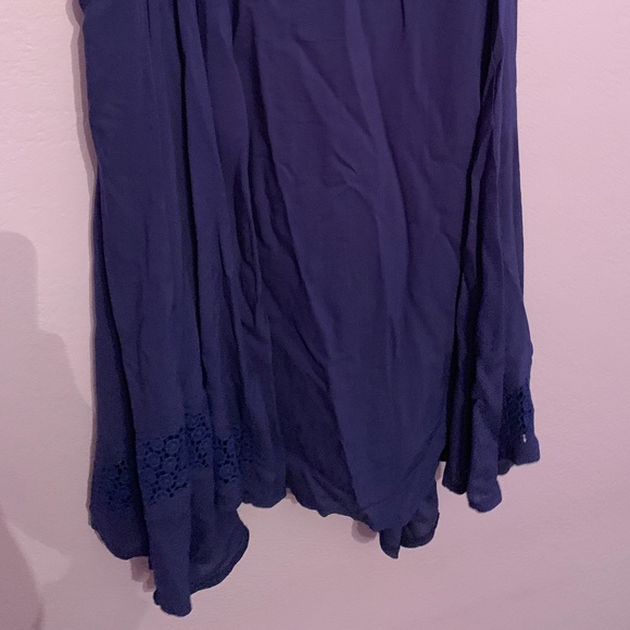 Loose Fitting Blue Mini Dress - Picture 3 of 3